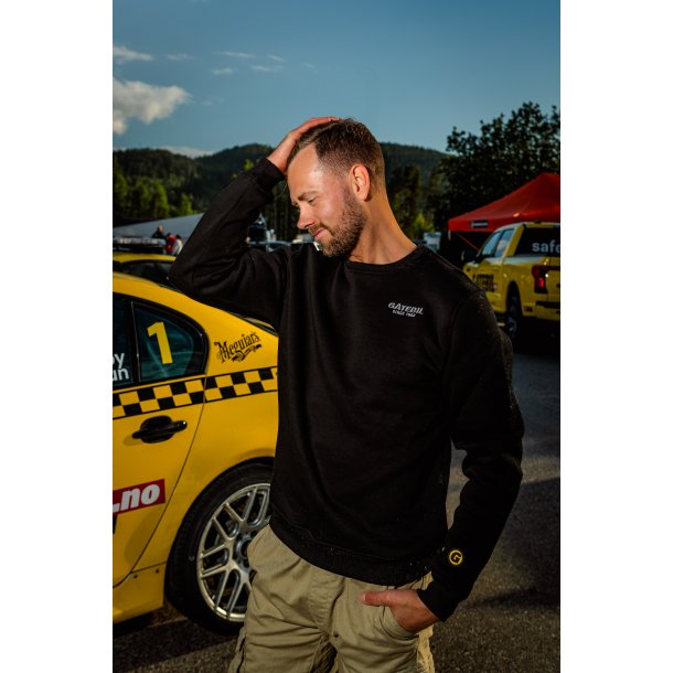 CREWNECK UNISEX SVART.